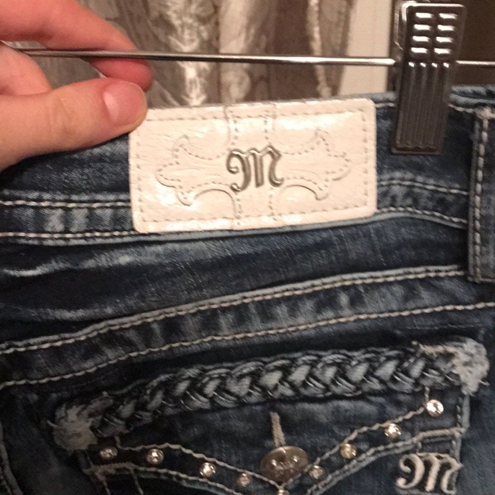 Jeans - Picture 4 of 5